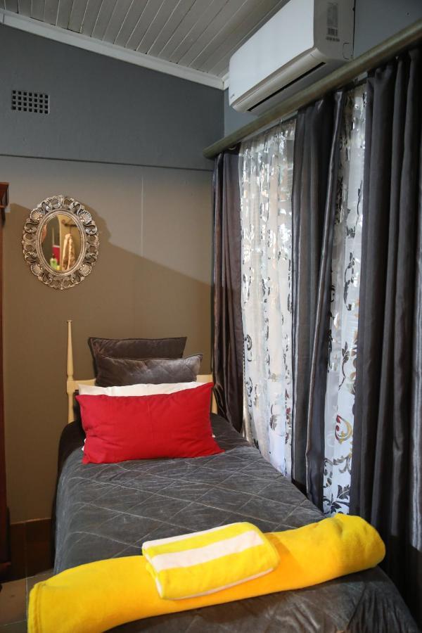 Eagle'S Nest Hotel Barberton Buitenkant foto